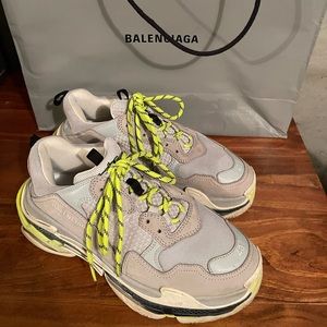 Balenciaga triple S